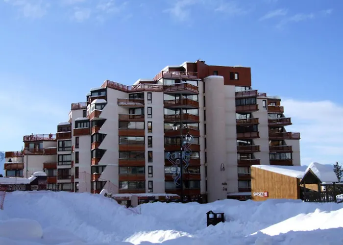 Trois Vallees - - Agreable 4 Personnes Expose Est Proche Commerce Mae-1014 * فال تورُن
